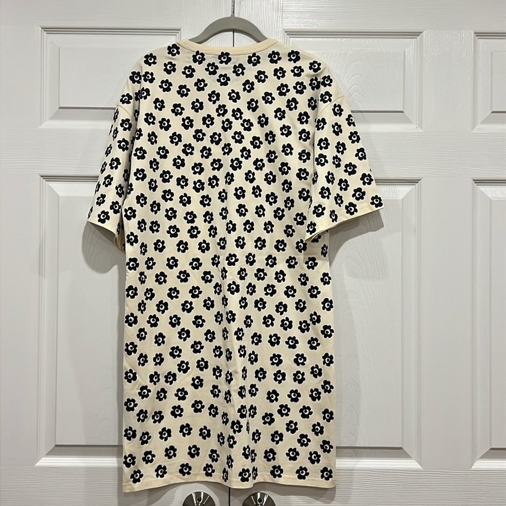 Tory Burch Flower Stencil T-Shirt Dress Womens Black White Retro Size XS - Picture 2 of 6